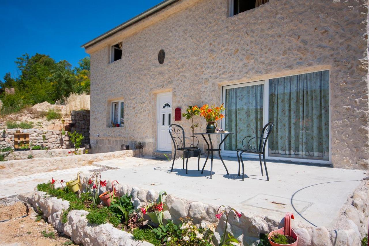 Easy Holiday Villa Skradin Bagian luar foto